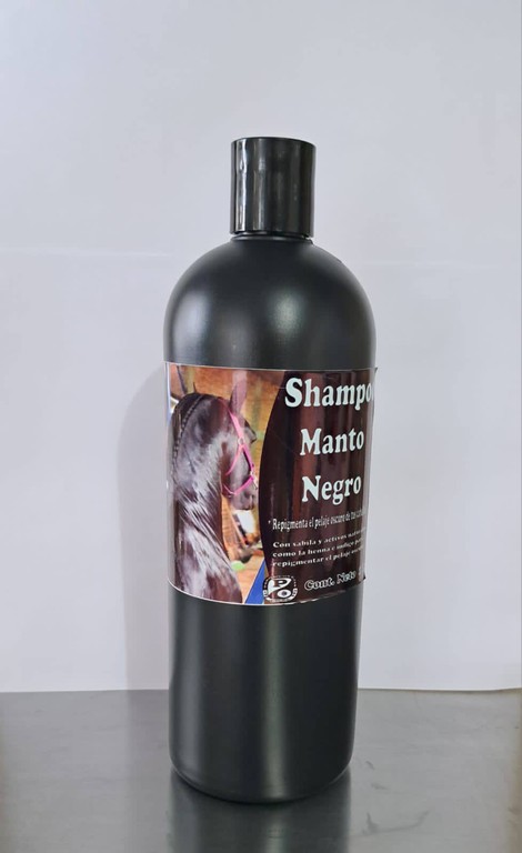 Shampoo manto negro  para pelaje oscuro para caballos