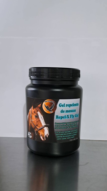 Gel repelente de moscas para caballos